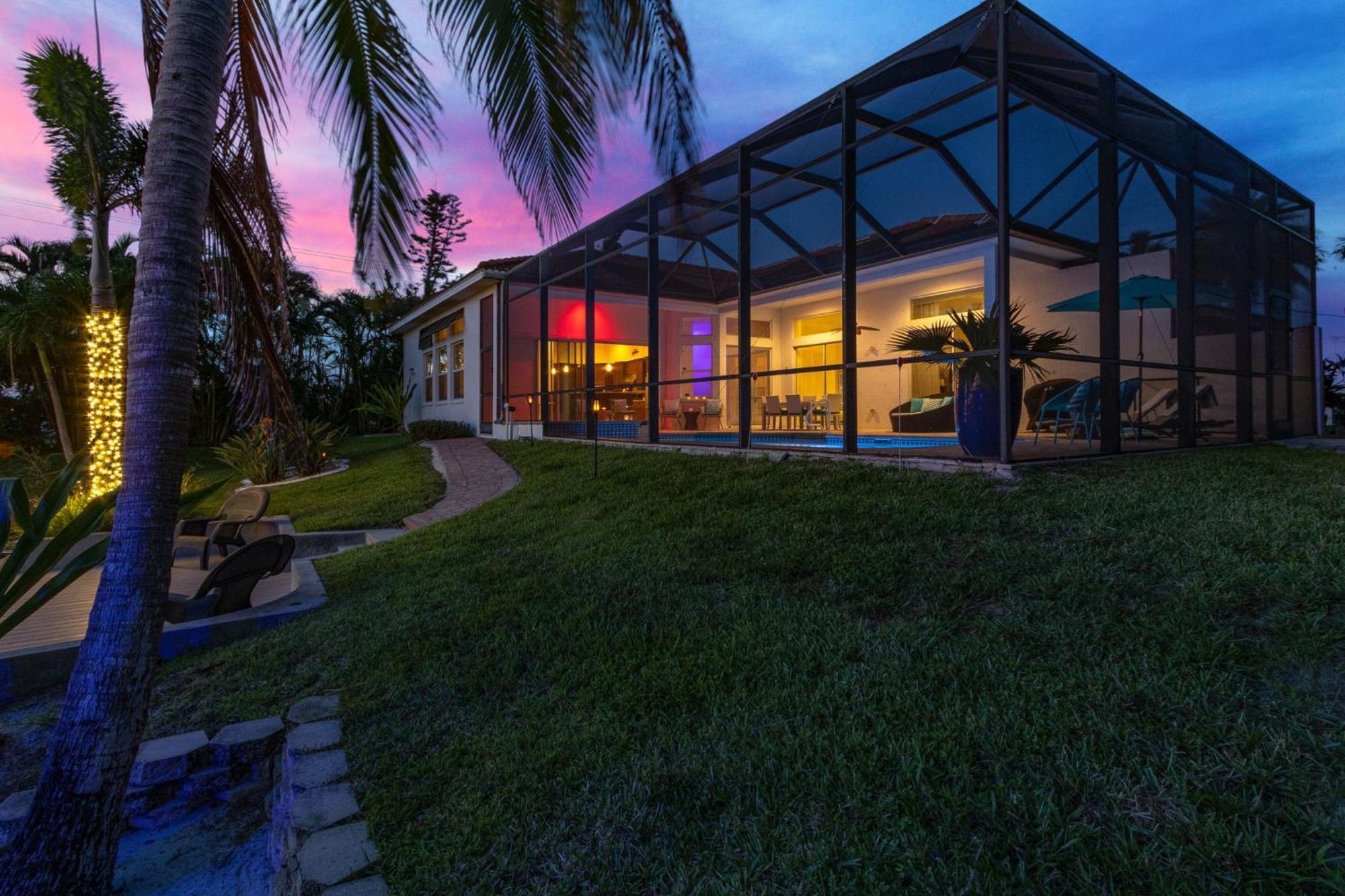 Villa Azurro, Кейп Корал Екстериор снимка