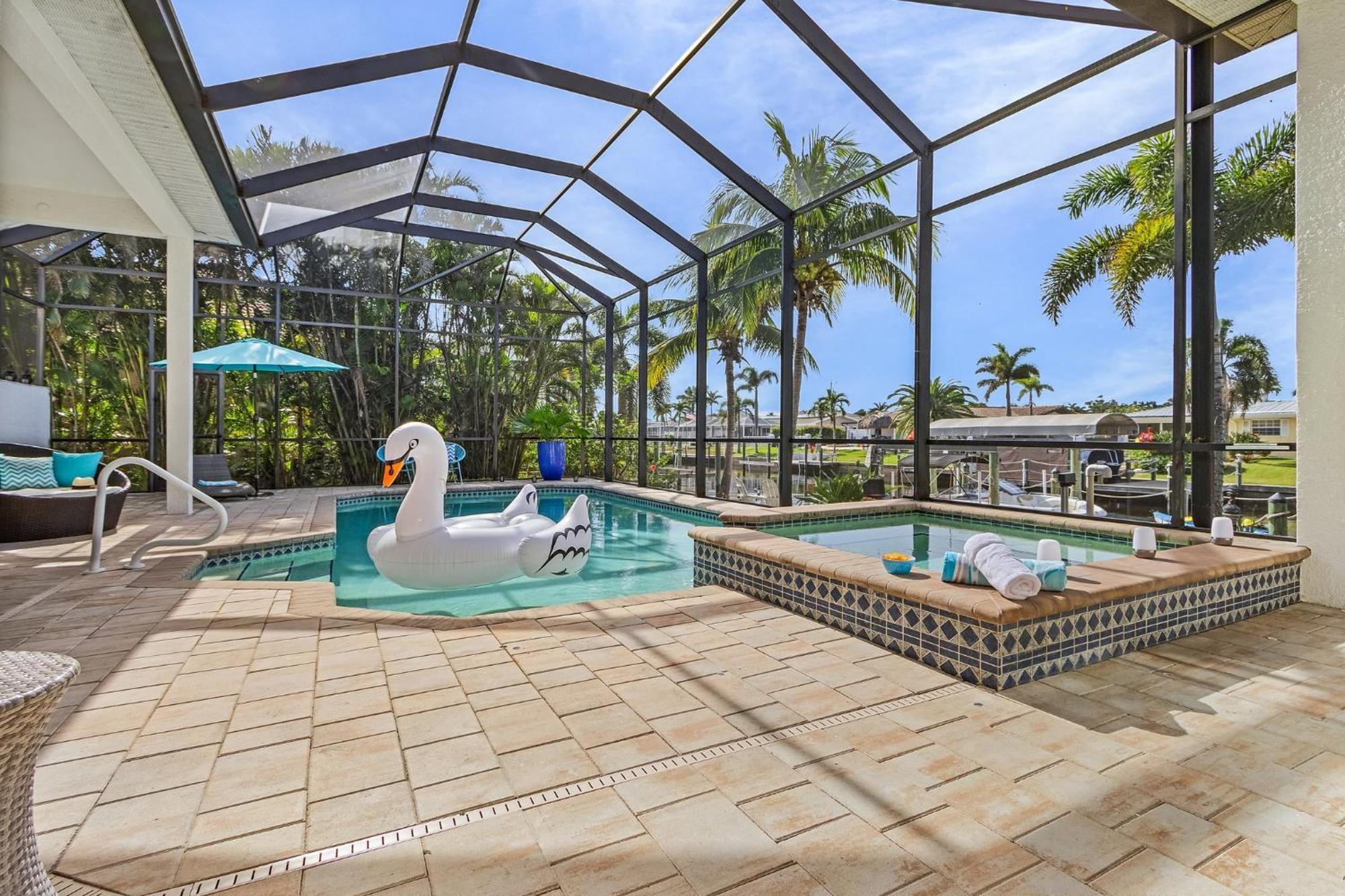 Villa Azurro, Кейп Корал Екстериор снимка